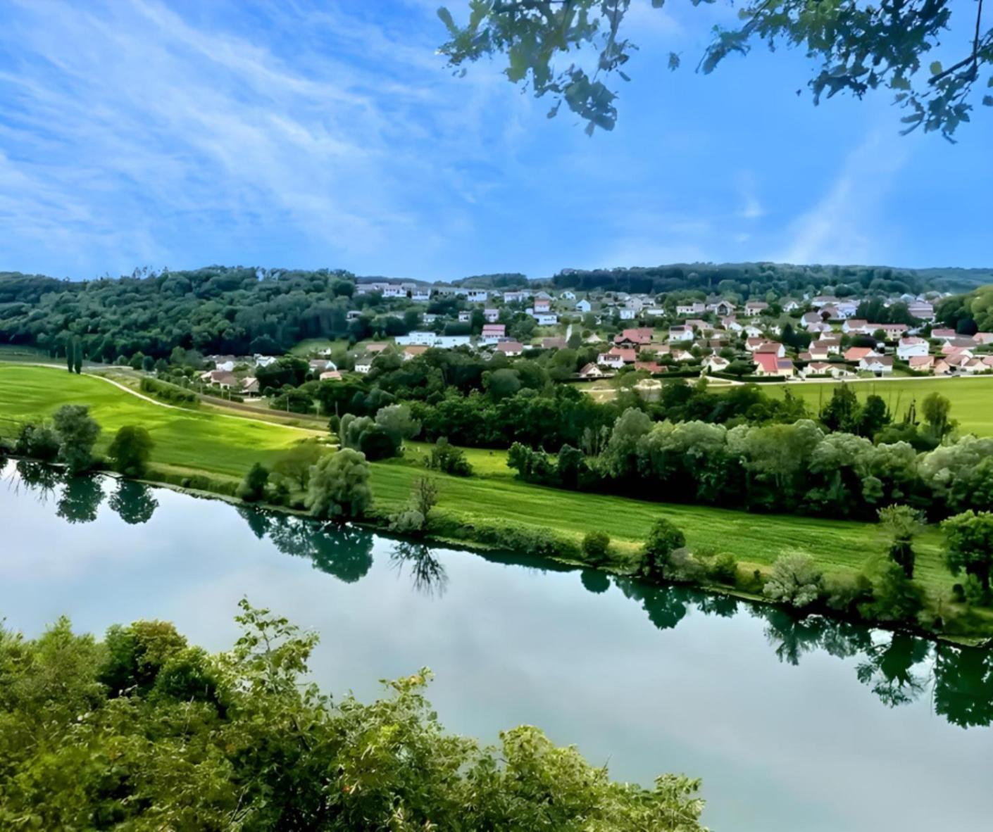 Grange Du Chateau Boussieres ภายนอก รูปภาพ